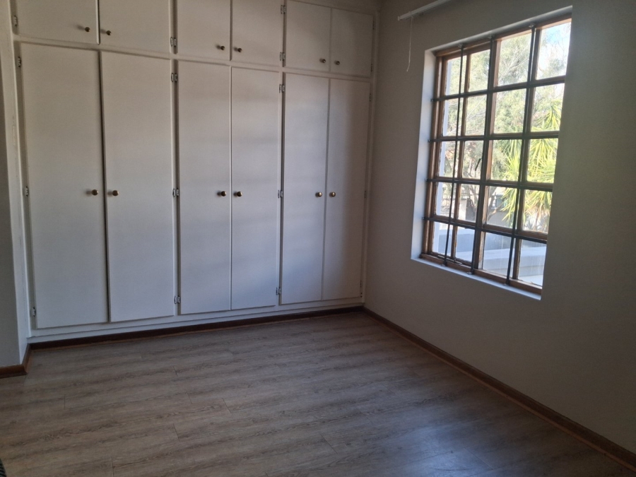 To Let 3 Bedroom Property for Rent in Pentagon Park Free State